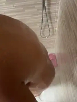 gatitalocahot online show from 04/14/26, 08:25