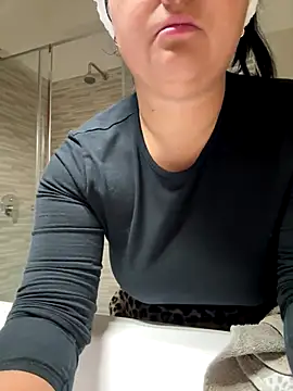 gatitalocahot online show from 01/08/26, 10:16