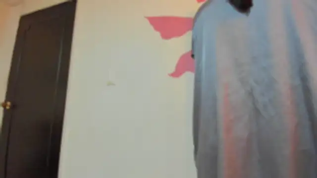 Snapshot of YariRose chatting on 03/05/26, 02:02 YariRose online show from 03/05/26, 02:02