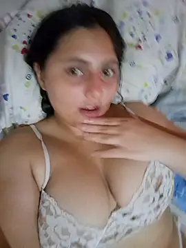 Snapshot of Layla_Latina chatting on 01/14/26, 12:25 Layla Latina online show from 01/14/26, 12:25