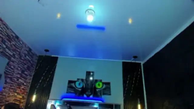 Jennfer Winson online show from 11/22/25, 07:35