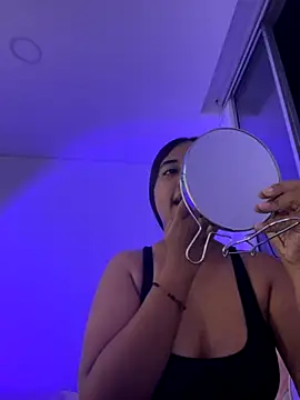 aly nicols online show from 11/20/25, 05:30