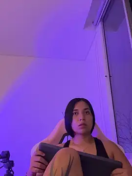 aly nicols online show from 12/20/25, 06:16