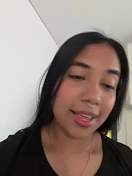 aly nicols online show from 10/23/25, 12:04