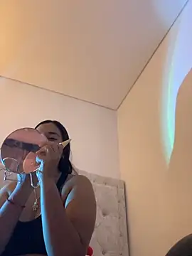 aly nicols online show from 11/14/25, 11:41