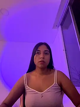 aly nicols online show from 12/04/25, 05:06