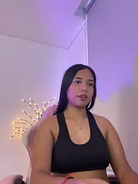 aly nicols online show from 02/11/26, 10:42