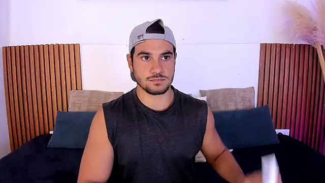 Snapshot of Jake_muller1 chatting on 11/08/25, 03:43 Jake muller1 online show from 11/08/25, 03:43