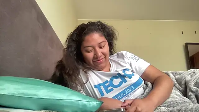 Kmiii21 online show from 11/05/25, 03:04