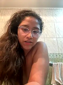 Kmiii21 online show from 10/21/25, 01:16