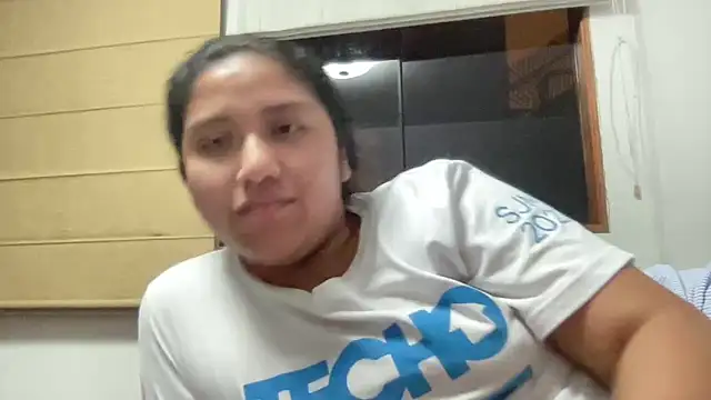 Kmiii21 online show from 12/15/25, 02:06