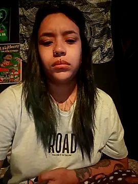 Isis Bathory online show from 11/09/25, 11:47