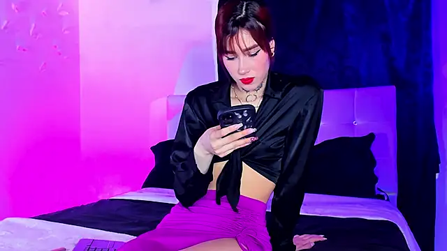 Arya Fioree online show from 11/23/25, 05:12