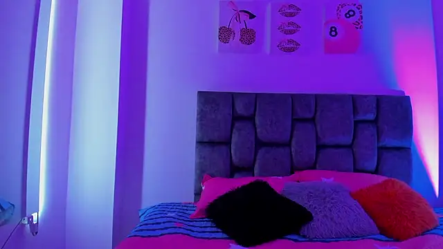 kittymonroe1 online show from 02/12/26, 05:56