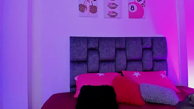 kittymonroe1 online show from 02/13/26, 06:08