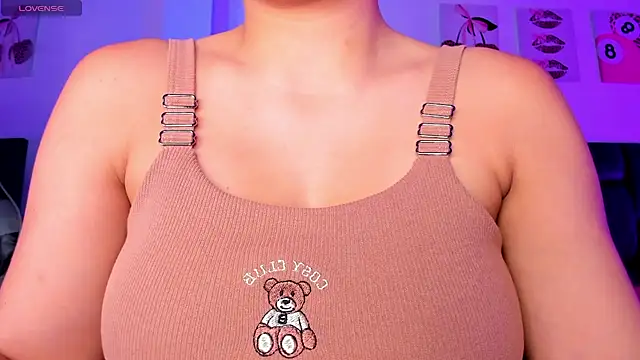 kittymonroe1 online show from 04/18/26, 07:07