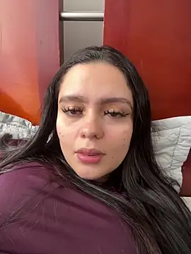 Selena Roa online show from 04/11/26, 07:06