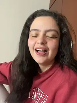 Selena Roa online show from 03/10/26, 02:32