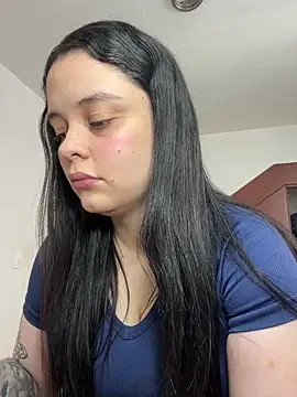 Snapshot of Selena_Roa chatting on 01/18/26, 05:27 Selena Roa online show from 01/18/26, 05:27