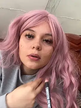 Selena Roa online show from 06/15/26, 05:56