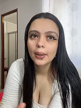 Selena Roa online show from 04/02/26, 04:35