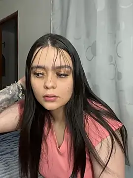 Selena Roa online show from 04/15/26, 02:50