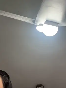 Selena Roa online show from 11/08/25, 01:25