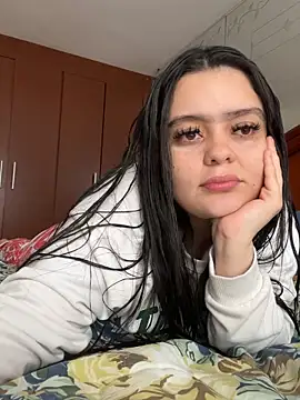 Selena Roa online show from 04/24/26, 12:07