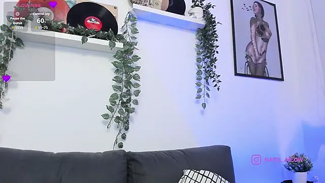 katoo4 online show from 11/30/25, 02:34