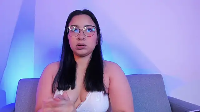 miah storm online show from 11/29/25, 01:50