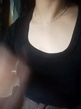 Emili68 online show from 10/27/25, 11:33