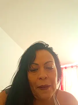Snapshot of viviana-sexi chatting on 06/06/26, 04:45 viviana-sexi online show from 06/06/26, 04:45