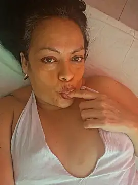 viviana-sexi online show from 04/11/26, 05:27