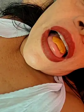 viviana-sexi online show from 04/06/26, 08:54