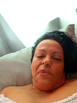 viviana-sexi online show from 05/31/26, 12:00