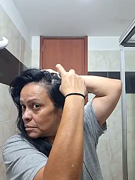 viviana-sexi online show from 02/04/26, 06:58