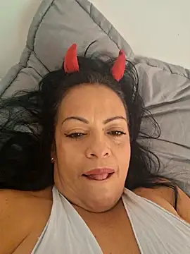 Snapshot of viviana-sexi chatting on 06/26/26, 12:22 viviana-sexi online show from 06/26/26, 12:22