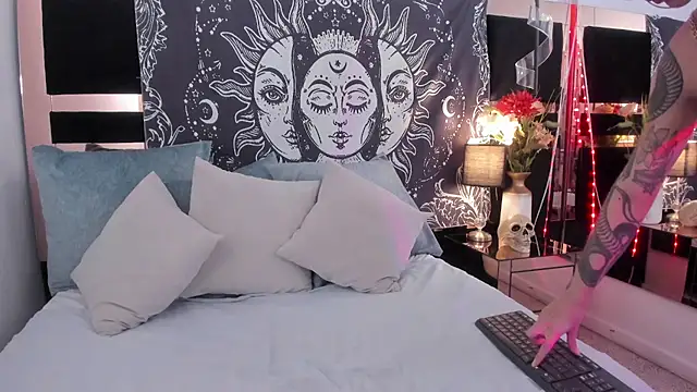 mirandaduboiss online show from 03/04/26, 04:59