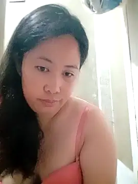 Creamy Pussycat28 online show from 11/12/25, 09:29