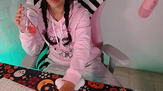 kaithra online show from 11/25/25, 12:22