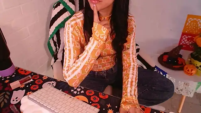 kaithra online show from 10/29/25, 11:25