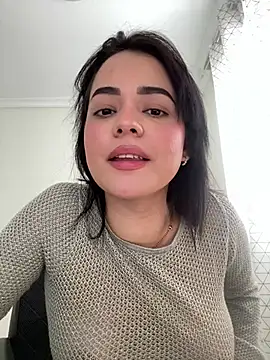 Snapshot of alanaof1 chatting on 07/11/26, 05:35 alanaof1 online show from 07/11/26, 05:35