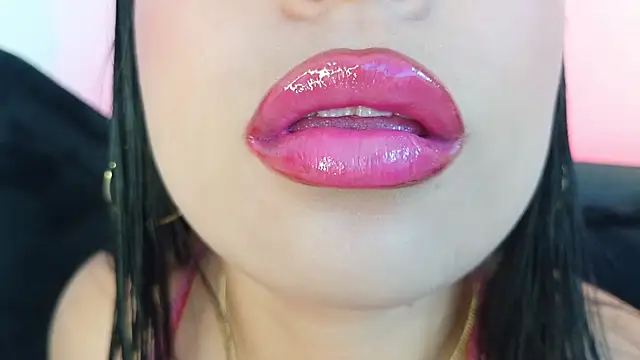 mia roux1 online show from 03/30/26, 10:33