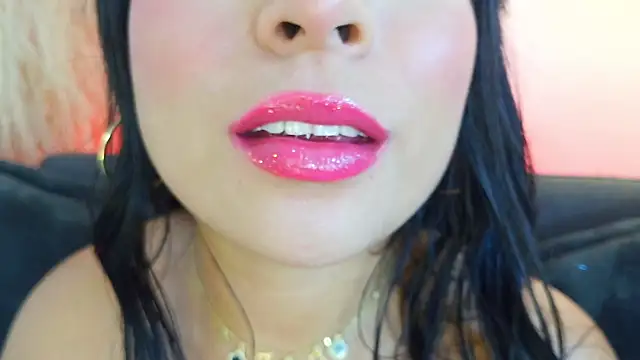 mia roux1 online show from 03/22/26, 05:21