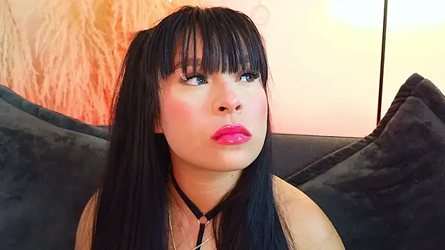 mia roux1 online show from 03/12/26, 08:24