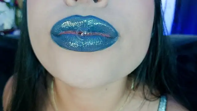 mia roux1 online show from 03/08/26, 02:04