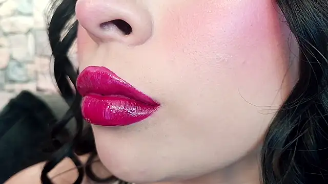 mia roux1 online show from 11/21/25, 07:02