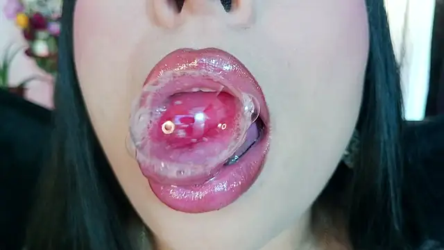 mia roux1 online show from 03/06/26, 08:59