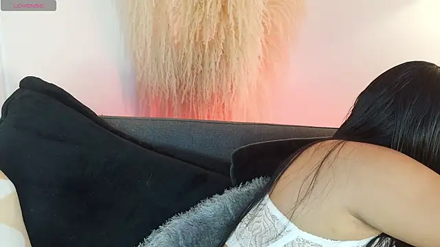 mia roux1 online show from 07/20/26, 11:29