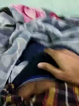 Snapshot of Virgin18year_old chatting on 12/05/25, 03:05 Virgin18year old online show from 12/05/25, 03:05